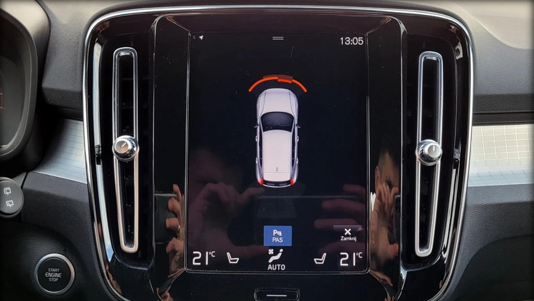 Volvo XC 40 cena 151111 przebieg: 32180, rok produkcji 2023 z Krzyż Wielkopolski małe 436